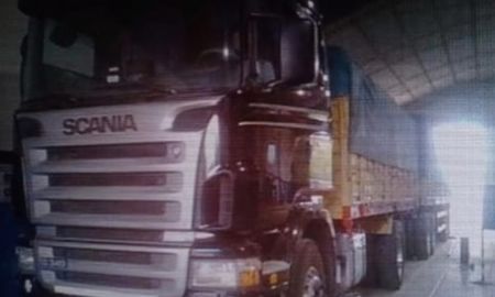 El camión es marca Scania, modelo 2008. El camión es marca Scania, modelo 2008.