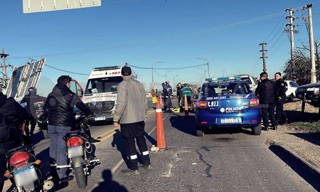 Ocurrió este lunes por la mañana en el ingreso al Puente Carretero del lado de Santa Fe. Ocurrió este lunes por la mañana en el ingreso al Puente Carretero del lado de Santa Fe.
