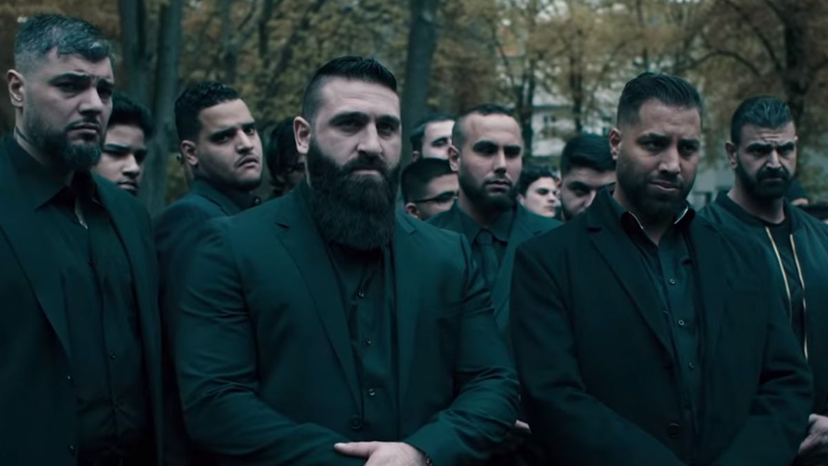 "Perros de Berlín" se estrenó y tiene solo 10 episodios. "Perros de Berlín" se estrenó y tiene solo 10 episodios.