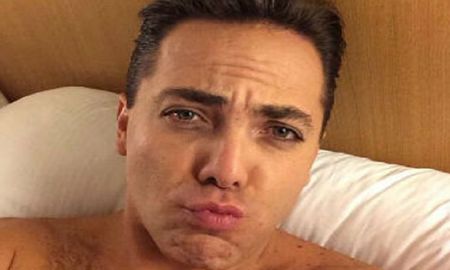 Cristian Castro pidió que la gente tenga menos hijos: Estamos sobrecargados de personas y de inmigrantes Cristian Castro pidió que la gente tenga menos hijos: Estamos sobrecargados de personas y de inmigrantes