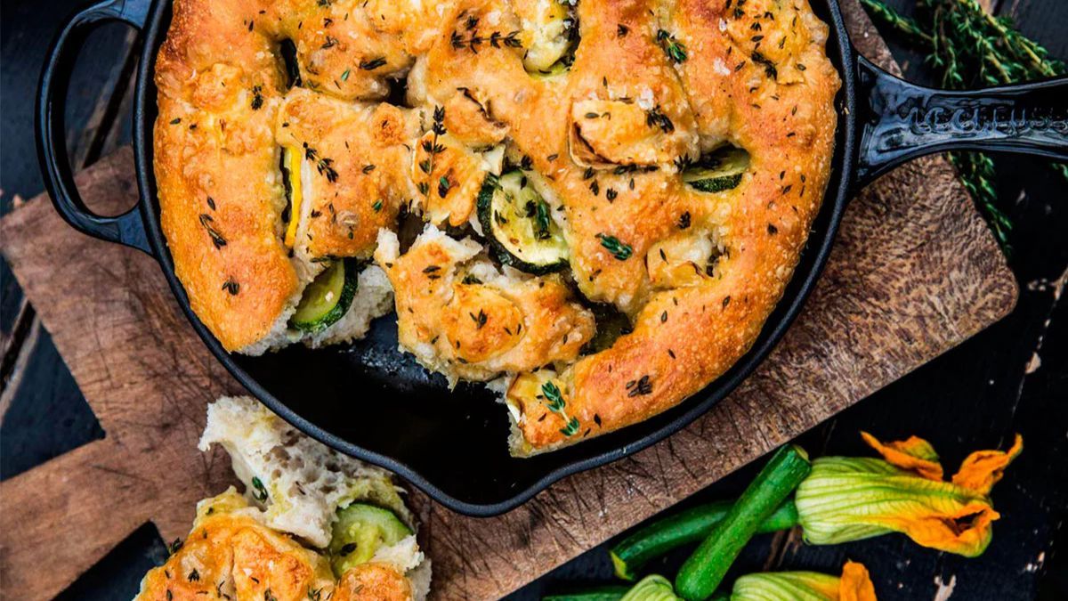 La receta rápida y en sartén para hacer pan de calabacín.