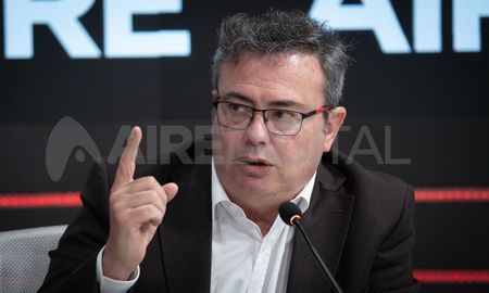 Necesitamos lobby para Santa Fe. Y ese lobby lo tiene que hacer el intendente, aseguró Gainza en AIRE. Necesitamos lobby para Santa Fe. Y ese lobby lo tiene que hacer el intendente, aseguró Gainza en AIRE.