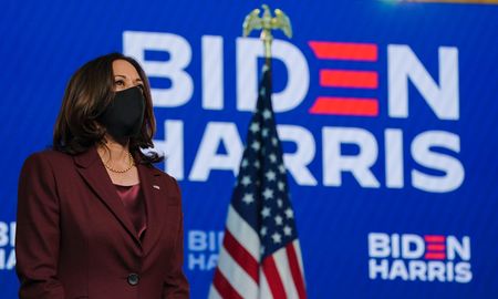 Kamala Harris asumió como vicepresidenta de Estados Unidos y es la primera mujer en el cargo. Kamala Harris asumió como vicepresidenta de Estados Unidos y es la primera mujer en el cargo.