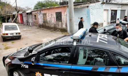 La esquina de Luzuriaga y Vieytes, en el barrio Nuevo Alberdi, donde asesinaron a Joel Mansilla esta semana. La esquina de Luzuriaga y Vieytes, en el barrio Nuevo Alberdi, donde asesinaron a Joel Mansilla esta semana.
