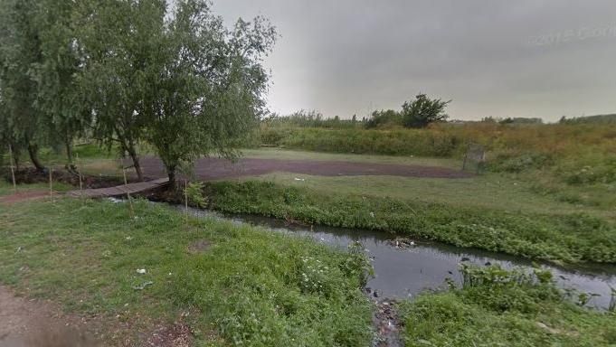 Habló el tío de la joven hallada desnuda y con el cabello arrancado