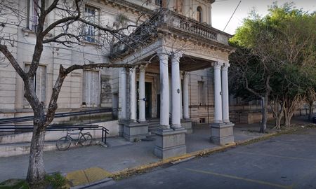 Ex Hospital Italiano de Santa Fe. Ex Hospital Italiano de Santa Fe.