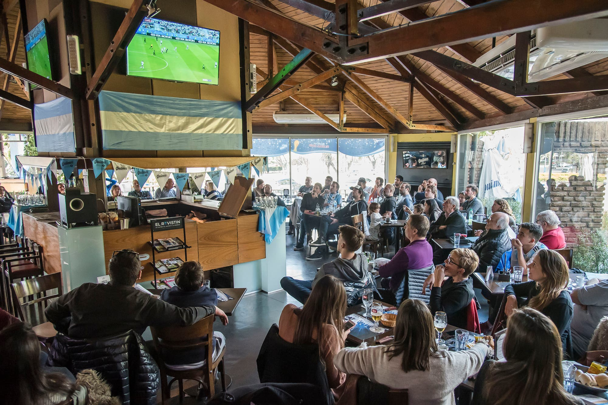 Rotundo cambio en el bar santafesino que maneja la familia de Messi en Rosario