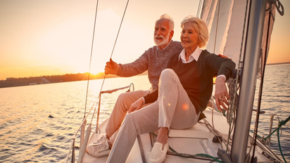 Ni a los 20 ni a los 50: qué dice la psicología sobre la edad de la felicidad