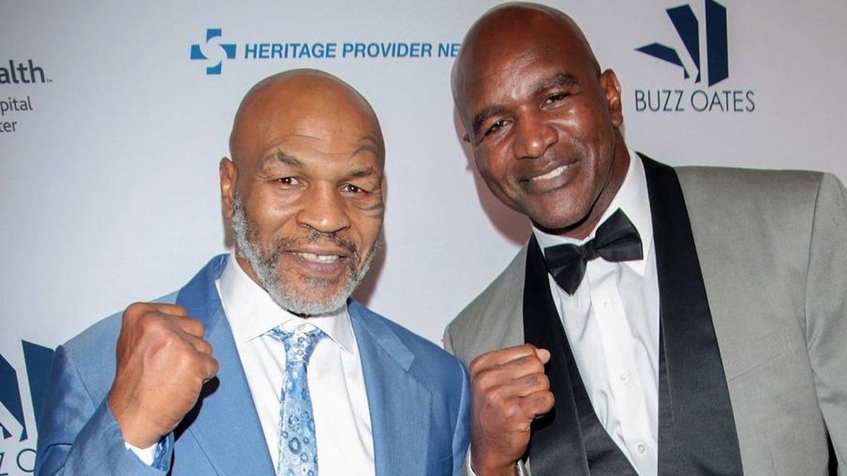 Años después del bochorno de 1997, cuando le arrancó un pedazo de oreja de un mordisco, Tyson hizo las paces con Evander Holyfield en el Oprah Winfrey Show ante millones de televidentes, y hasta protagonizaron juntos un comercial de galletitas con forma de oreja, por el que ambos percibieron muy buenos cachets. Años después del bochorno de 1997, cuando le arrancó un pedazo de oreja de un mordisco, Tyson hizo las paces con Evander Holyfield en el Oprah Winfrey Show ante millones de televidentes, y hasta protagonizaron juntos un comercial de galletitas con forma de oreja, por el que ambos percibieron muy buenos cachets.