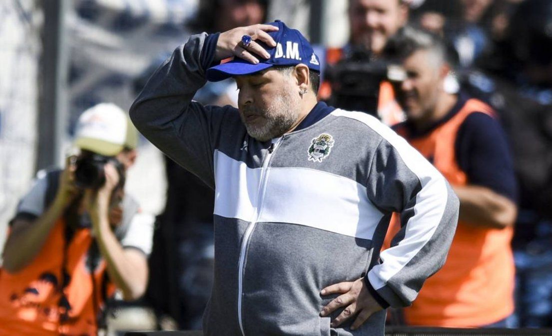 Maradona hará cambios en Gimnasia para visitar a Banfield