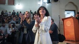 altText(Laura Tarabella asumió como la primera rectora mujer en los 106 años de historia de la UNL)}