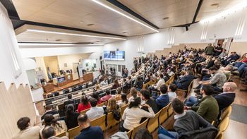 Tras la audiencia pública, vuelve a reunirse la comisión que debate la autonomía municipal
