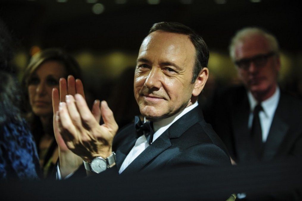 Kevin Spacey reaparece con tenebroso saludo navideño ¡Mirá!
