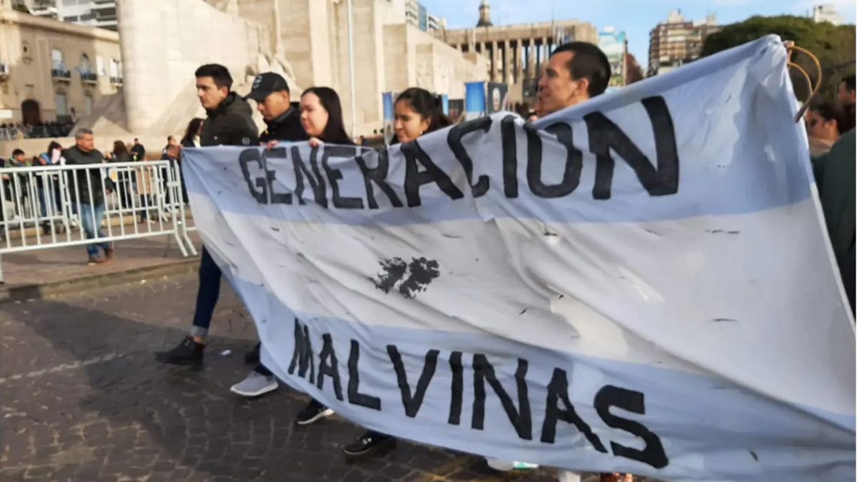 Generación Malvinas es el espacio que hijos e hijas de ex combatientes crearon para mantener viva la memoria de la guerra.