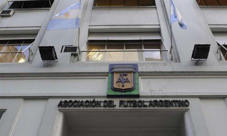 Allanamiento en la AFA por la causa por presunto lavado de dinero. Allanamiento en la AFA por la causa por presunto lavado de dinero.