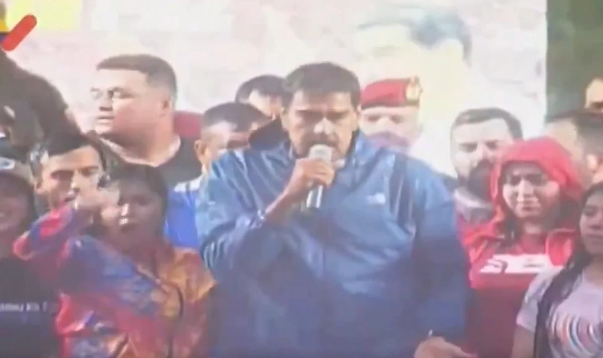 "WhatsApp, vete pa'l carajo", exclamó Nicolás Maduro. "WhatsApp, vete pa'l carajo", exclamó Nicolás Maduro.