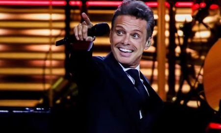 Luis Miguel y su doble estarían hospedados en el mismo hotel, según el hermano de Andrés Rey. Luis Miguel y su doble estarían hospedados en el mismo hotel, según el hermano de Andrés Rey.