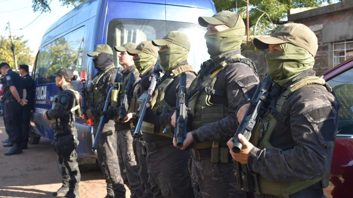 El Gobierno de la provincia de Santa Fe avanza en la elaboración de un paquete de leyes vinculadas a seguridad pública que será enviado próximamente a la Legislatura.