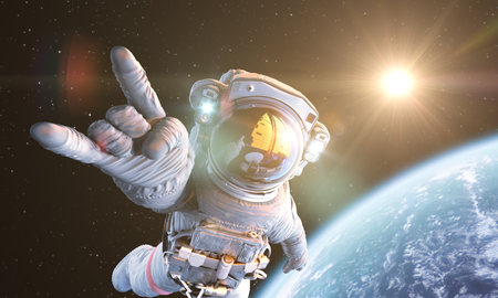 El cuento del tío por Tinder: fingió ser un astronauta y estafó a una mujer para robarle su dinero El cuento del tío por Tinder: fingió ser un astronauta y estafó a una mujer para robarle su dinero