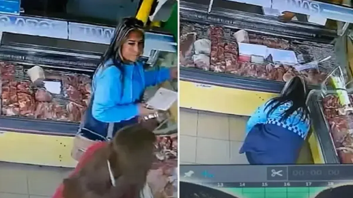 Una inspectora municipal vio que se le caía plata a una mujer y se robó el dinero.