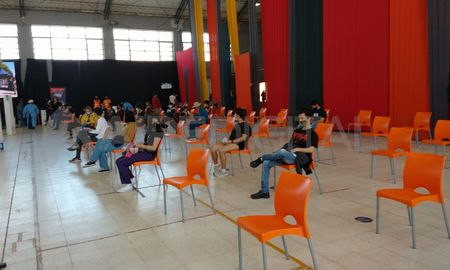 Ya fueron vacunados contra el covid-19 casi 80.000 jóvenes de 12 a 17 años, y 48.357 menores de 3 a 11 años. Ya fueron vacunados contra el covid-19 casi 80.000 jóvenes de 12 a 17 años, y 48.357 menores de 3 a 11 años.