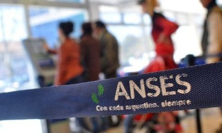 el gobierno suspendio por 30 dias el recorte a las asignaciones familiares el gobierno suspendio por 30 dias el recorte a las asignaciones familiares