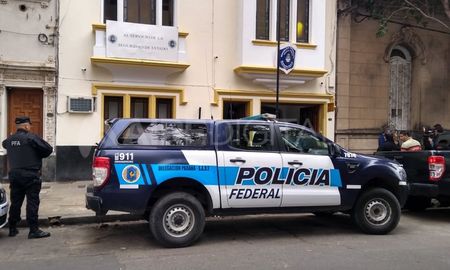 Frente de la Policía Federal de Santa Fe, la sede en donde Juan Suris fue preso vip. Frente de la Policía Federal de Santa Fe, la sede en donde Juan Suris fue preso vip.