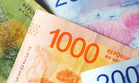El aumento del salario mínimo impactará en los planes sociales y en muchos beneficios anunciados por el Ministerio de Economía. El aumento del salario mínimo impactará en los planes sociales y en muchos beneficios anunciados por el Ministerio de Economía.