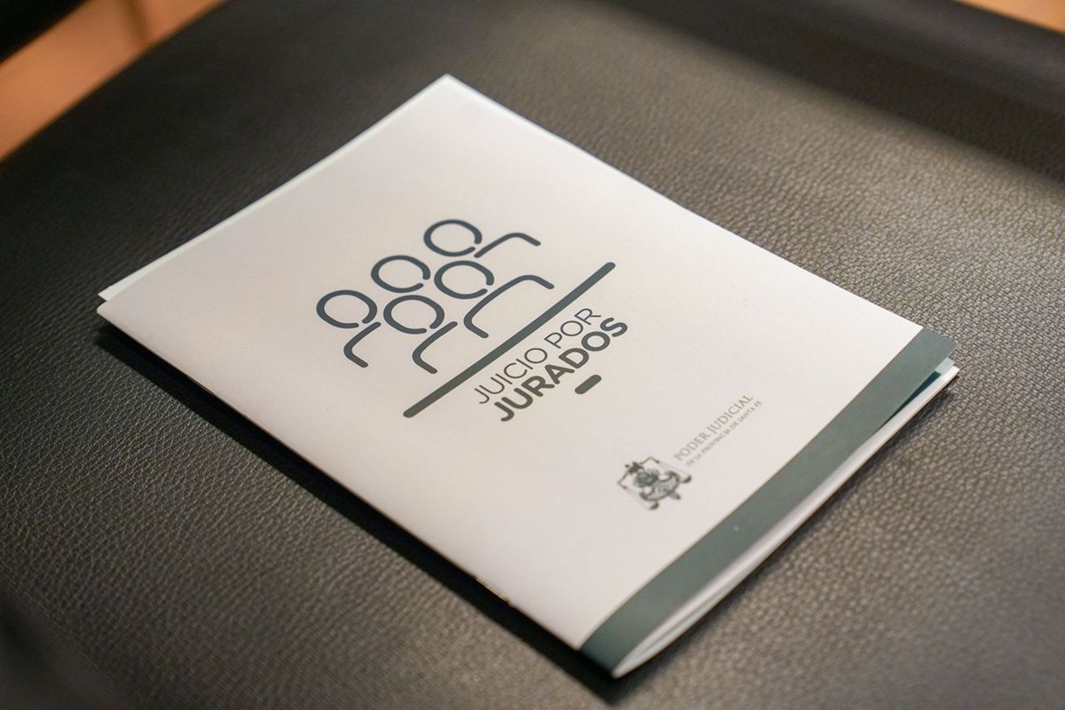 El sistema de juicio por jurados significa un avance sustancial hacia un modelo de Justicia más participativo y transparente.