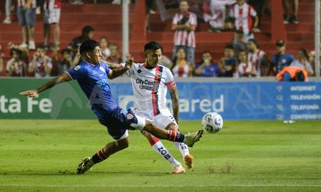 Luis Lobo Medina será el árbitro del partido entre Unión y Newells. Luis Lobo Medina será el árbitro del partido entre Unión y Newells.