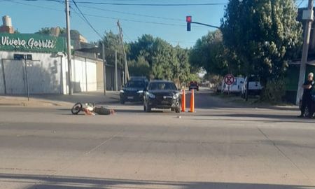 Santa Fe: accidente en Gorriti entre un auto y una moto Santa Fe: accidente en Gorriti entre un auto y una moto