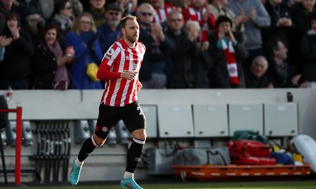 christian eriksen volvio al futbol en brentford tras el infarto sufrido en la euro 2021