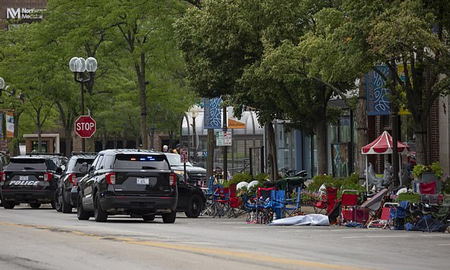 Un niño de 2 años fue encontrado bajo los cuerpos de sus padres luego de la matanza de Chicago Un niño de 2 años fue encontrado bajo los cuerpos de sus padres luego de la matanza de Chicago