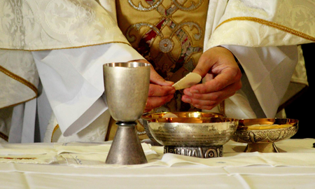 La Santa Misa de hoy: jueves de la undécima semana del tiempo ordinario La Santa Misa de hoy: jueves de la undécima semana del tiempo ordinario