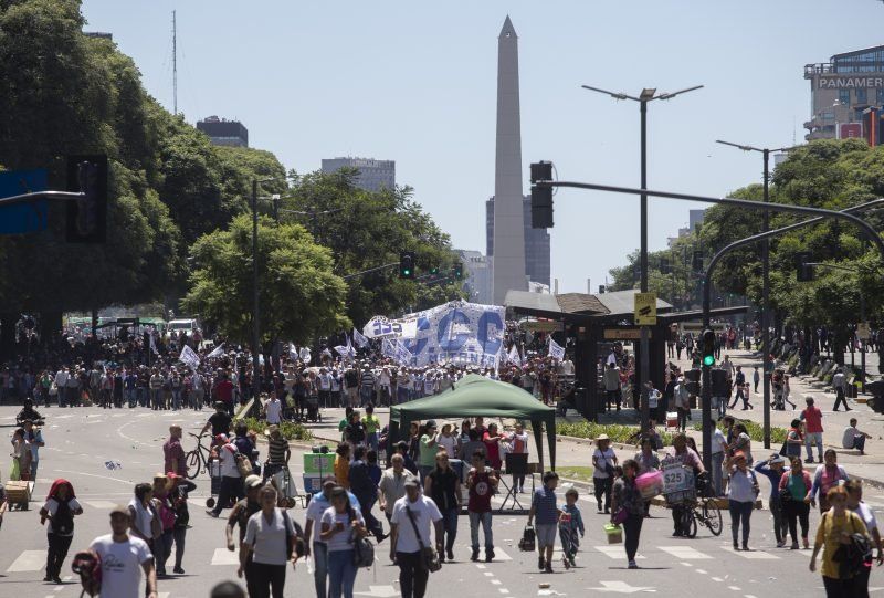 Movimientos sociales realizaron la primera protesta masiva del año