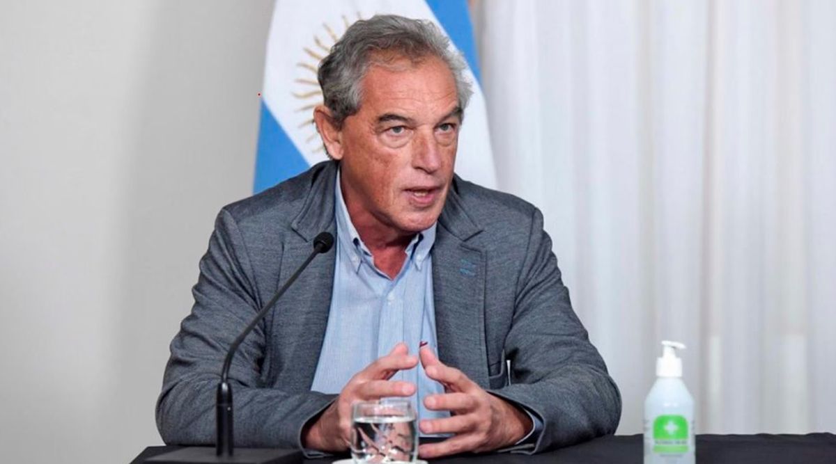 Fernando Caviglia presentó su dimisión y la misma fue aceptada por el gobernador entrerriano Gustavo Bordet.