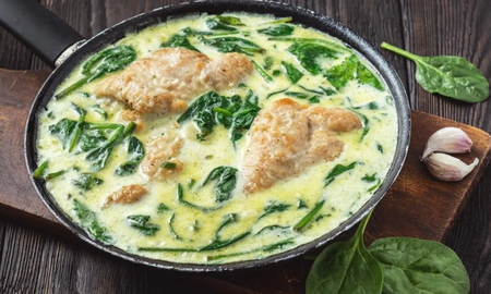 Aire de Santa Fe | Fácil y rápido: la receta más económica para hacer pollo con crema de espinacas