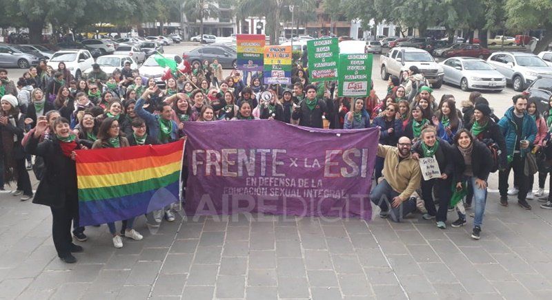 Santa Fe: media sanción para la ley de Educación Sexual Integral