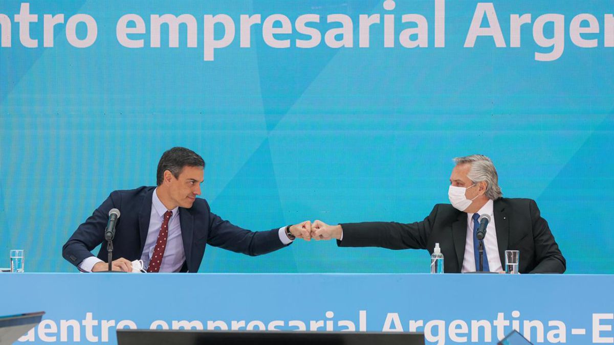 Pedro Sánchez llegó el martes al país y se reunió hoy con Alberto Fernández. Buscan fortalecer las relaciones entre España y Argentina.
