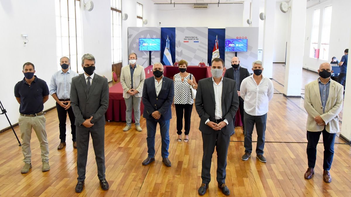 Los secretarios provinciales de Comercio Interior y Servicios