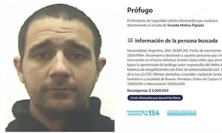 Por Pignata, se ofrece una recompensa para quien aporte datos sobre su localización. Por Pignata, se ofrece una recompensa para quien aporte datos sobre su localización.