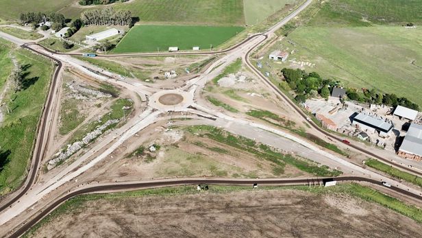 El debate legislativo en torno al proyecto de ley Caminos de la ruralidad y de la productividad ha comenzado a sumar opiniones diversas. El debate legislativo en torno al proyecto de ley Caminos de la ruralidad y de la productividad ha comenzado a sumar opiniones diversas.