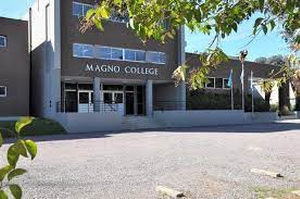 Padres y madres del colegio privado Magno College de Pilar denunciaron que el establecimiento educativo dejó sin matrícula para el 2023 a ocho chicos con discapacidad o que tienen necesidades especiales.