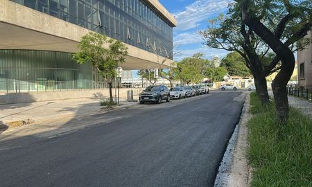 Este martes se abrió el paso a los vehículos en calle Salta al 2400, en la intersección con Avenida 27 de Febrero. Este martes se abrió el paso a los vehículos en calle Salta al 2400, en la intersección con Avenida 27 de Febrero.