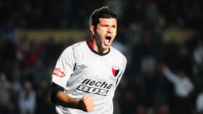 Emmanuel Gigliotti será refuerzo de Colón y Ariel Pereyra ya lo espera: cuándo llega a Santa Fe