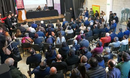 La Comisión de Régimen Municipal realizó audiencias públicas en las ciudades de Reconquista, Santa Fe y Rosario. La Comisión de Régimen Municipal realizó audiencias públicas en las ciudades de Reconquista, Santa Fe y Rosario.