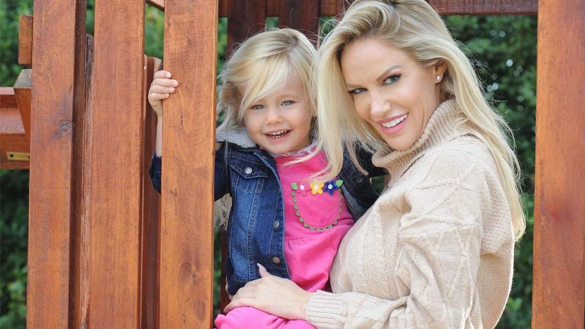 Luciana Salazar y su hija