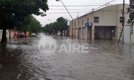 por el temporal, permanecen evacuadas 76 personas, entre ellos adultos y ninos por el temporal, permanecen evacuadas 76 personas, entre ellos adultos y ninos