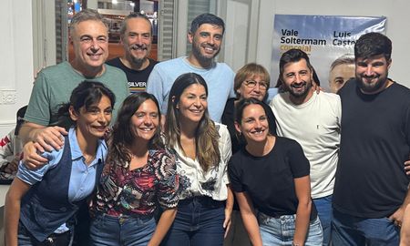 El peronismo volvió a la victoria en Rafaela y se prenden algunas luces de alerta en la gestión de Leonardo Viotti como intendente. El peronismo volvió a la victoria en Rafaela y se prenden algunas luces de alerta en la gestión de Leonardo Viotti como intendente.
