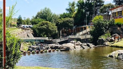 Escapada a un pueblito de San Luis con ríos cristalinos y paseos naturales, ideal para el otoño